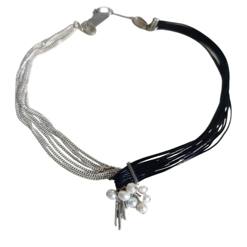 Ann Marie Changnon modernist necklace.   Silver and black
